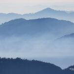 Misty mountains in Marojejy © Lorraine Bennery